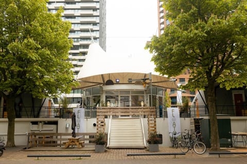 Property building, Cycling