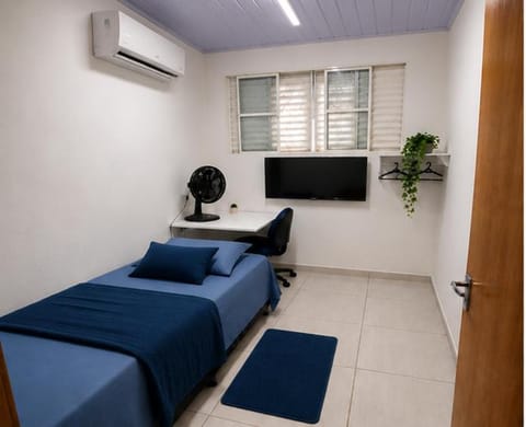 Bed, Photo of the whole room, Bedroom, air conditioner