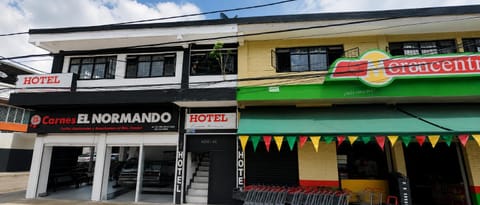 Property building, Property logo or sign, Street view