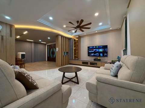 TV and multimedia, Living room, Seating area