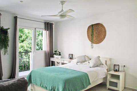 Bed, Balcony/Terrace