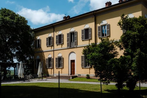 Property building, Garden, Garden view