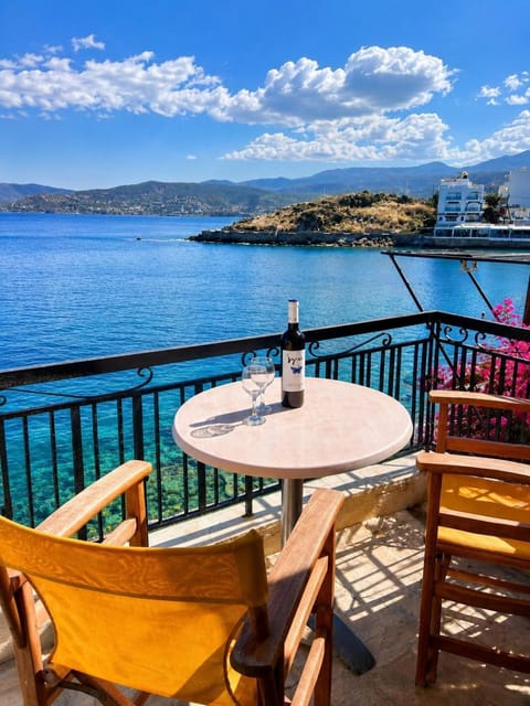 View (from property/room), Balcony/Terrace, Mountain view, Sea view
