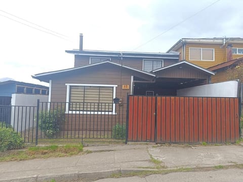 Property building, Day, Neighbourhood, Street view