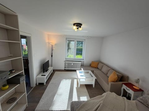 Bed, TV and multimedia, Living room, Photo of the whole room, Bedroom