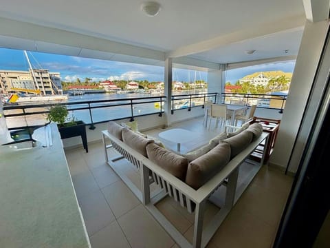 Patio, Day, Natural landscape, View (from property/room), Balcony/Terrace, Living room, Dining area