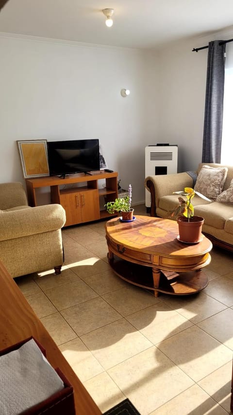 Property building, Communal lounge/ TV room, Bird's eye view, heating