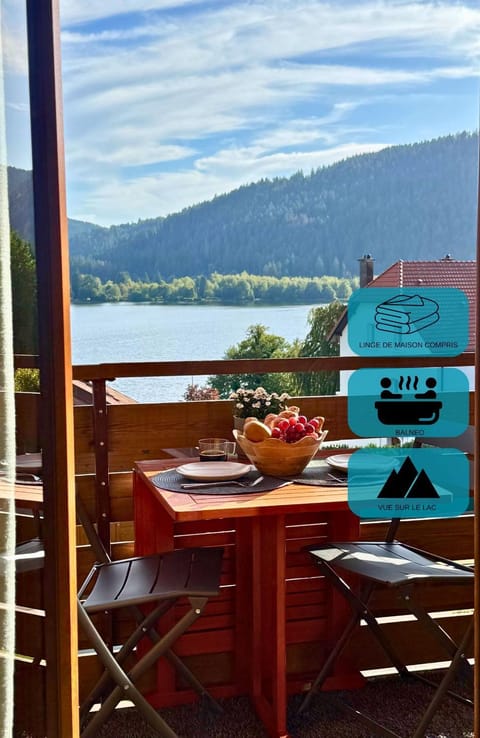 Balcony/Terrace, Lake view, Quiet street view