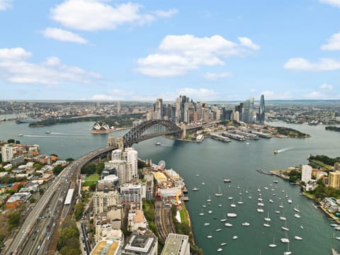 Nearby landmark, Day, Bird's eye view, City view, Lake view, River view, Sea view