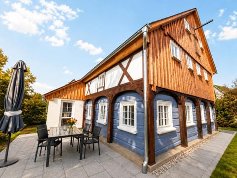 Property building, Balcony/Terrace, Balcony/Terrace