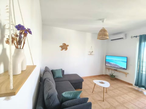 Living room, air conditioner