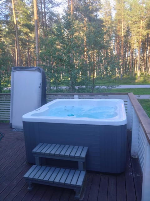 Hot Tub