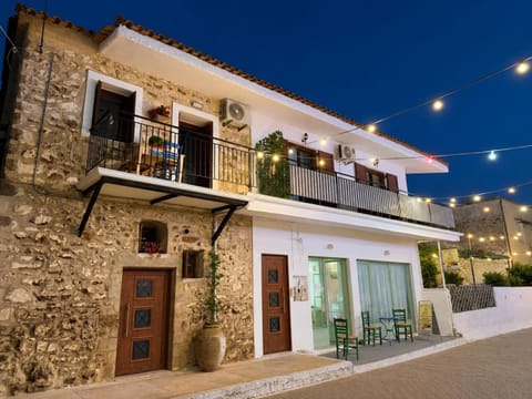 Property building, Night, View (from property/room), Balcony/Terrace
