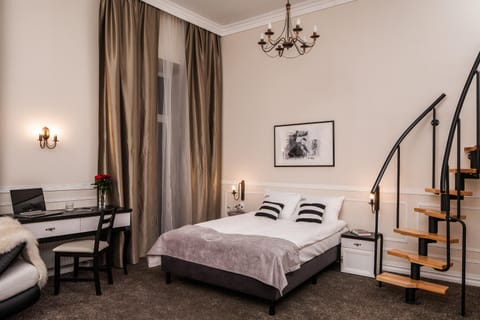 Balcony/Terrace, Photo of the whole room, Bedroom