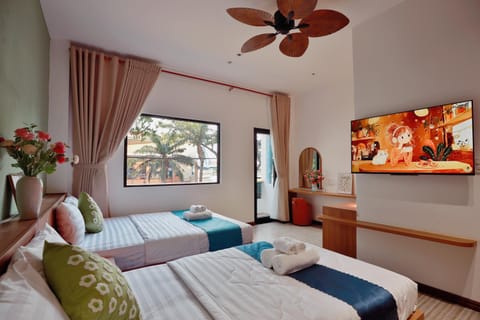 Communal lounge/ TV room, Bed