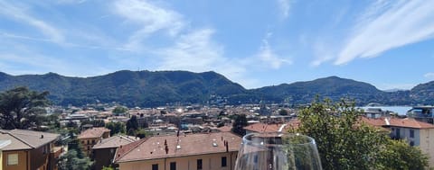 City view, Lake view, Mountain view