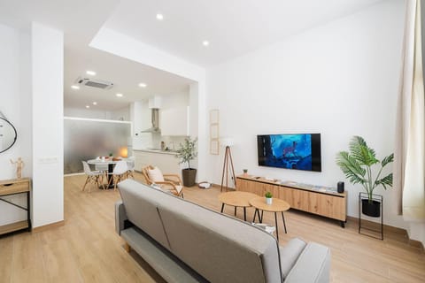 Lounge or bar, air conditioner, air conditioner