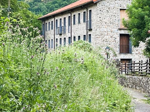 Property building, Natural landscape