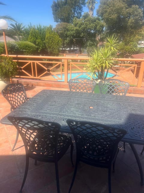 Patio, View (from property/room), Balcony/Terrace, Garden view
