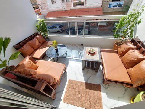 Patio, Day, View (from property/room), Balcony/Terrace, Living room, Seating area
