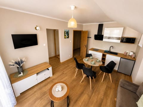 TV and multimedia, Living room, Dining area