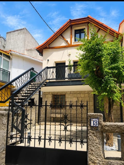 Property building, Balcony/Terrace