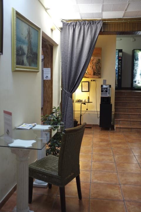 Lounge or bar
