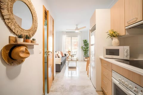 Kitchen or kitchenette, Living room