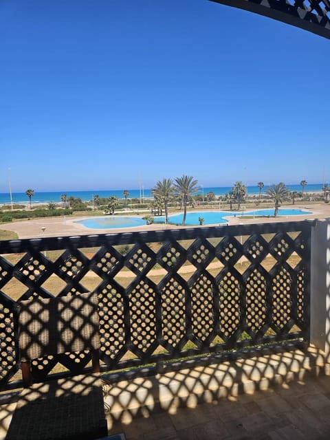 Day, View (from property/room), Balcony/Terrace, Pool view, Sea view, Swimming pool