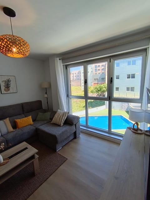 Living room, Pool view