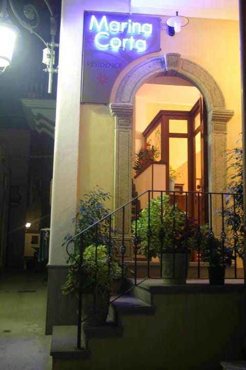 Facade/entrance, Lobby or reception
