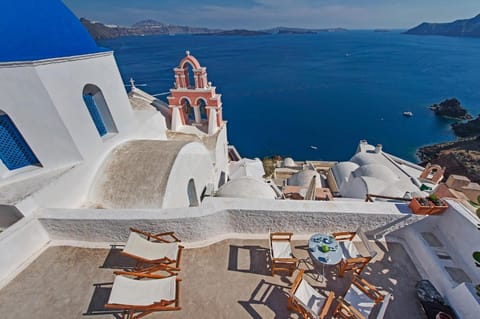 Patio, Nearby landmark, Day, Natural landscape, View (from property/room), Balcony/Terrace, Seating area, Sea view