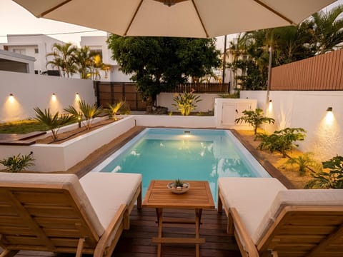 Patio, Day, Garden, Garden view, Pool view, Swimming pool, sunbed