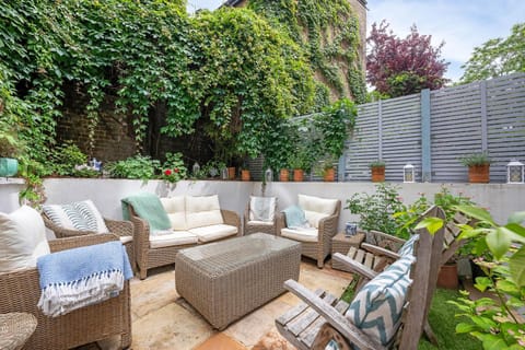 Patio, Garden, Garden, Seating area