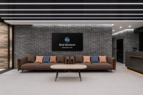 Property building, Lobby or reception