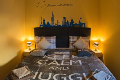 Bed, Decorative detail, Bedroom