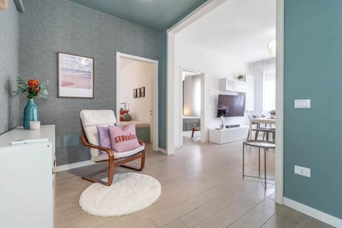 Communal lounge/ TV room, TV and multimedia, Living room