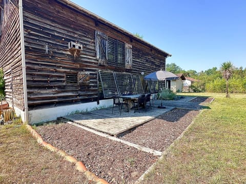 Property building, Day