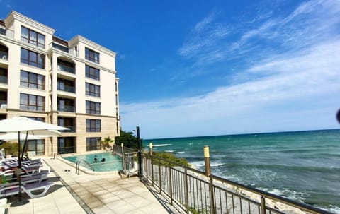 Property building, Day, View (from property/room), Balcony/Terrace, Beach, Pool view, Sea view, Swimming pool