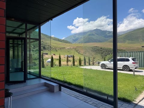 Day, Mountain view, Parking