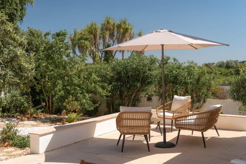 Patio, Garden, Seating area