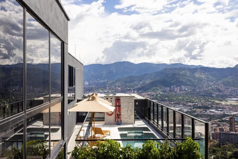Day, Natural landscape, View (from property/room), Balcony/Terrace, City view, Mountain view