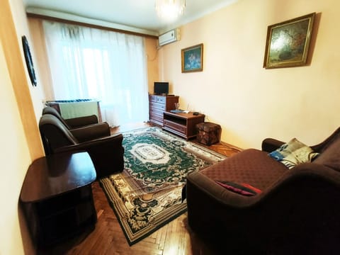 TV and multimedia, Seating area