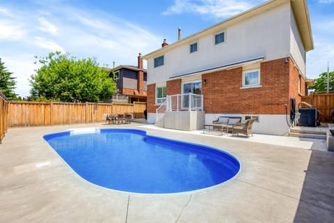 Pool view, Swimming pool, Swimming pool