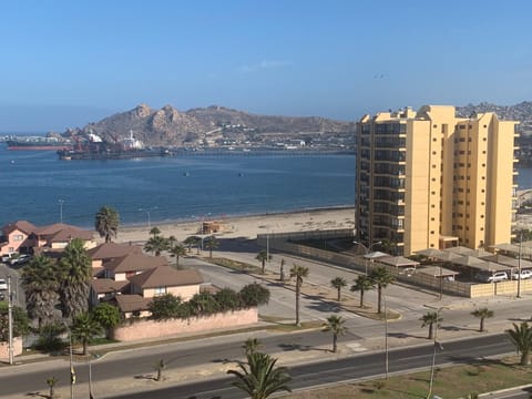 Sea view, Street view