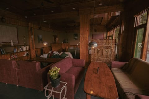 Seating area