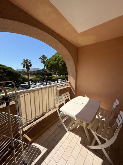 Balcony/Terrace, Living room