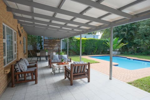 Patio, Garden, Balcony/Terrace, Pool view, Swimming pool
