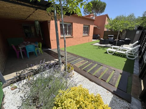 Patio, Garden, Garden view