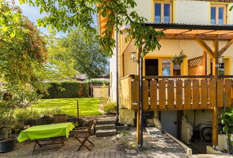 BBQ facilities, Garden, Balcony/Terrace